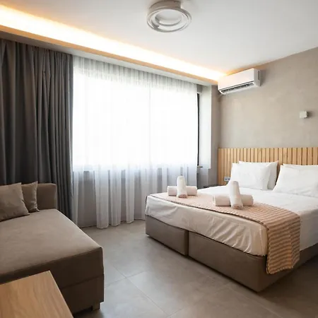 Alkazar Apartment *
