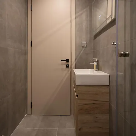 Alkazar Apartment